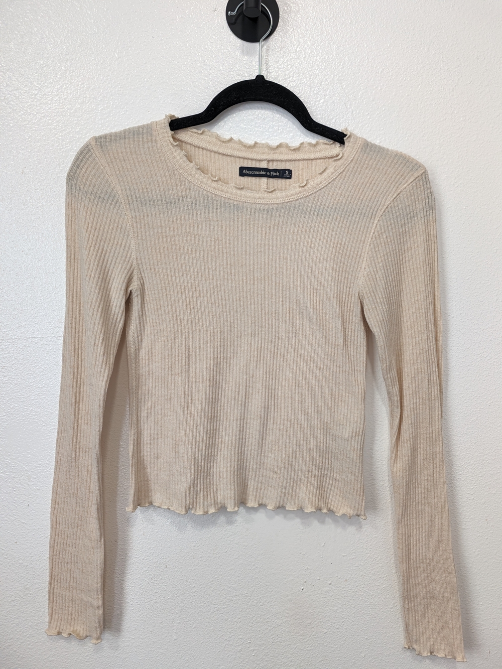 Abercrombie & Fitch Beige Ribbed Lettuce-Edge Long Sleeve Crop Top